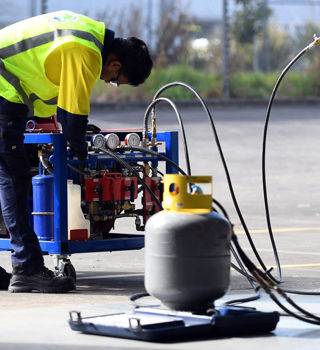 NZ Operator With Rapid Equipment (6)