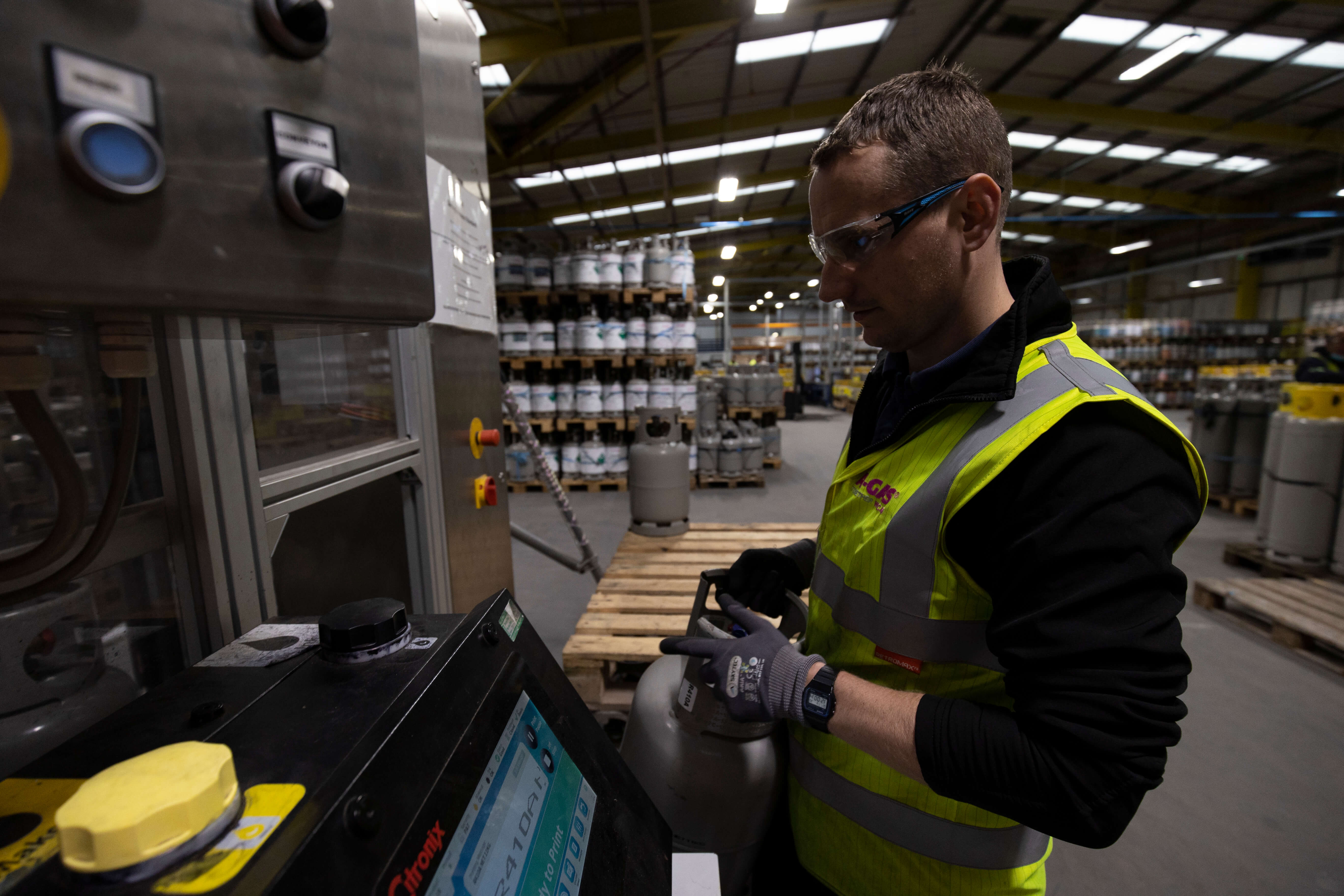 industrial cylinder operator