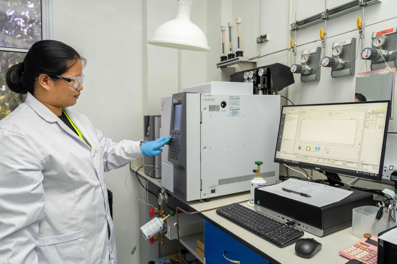 Singapore Lab (6)