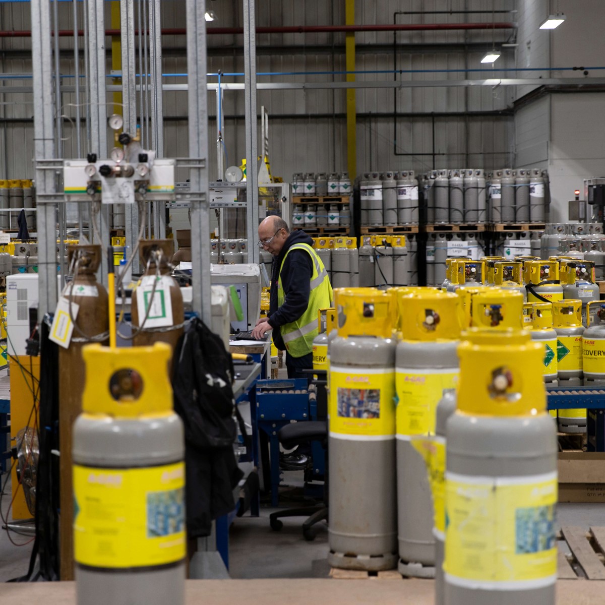 engineer working in an gas cylinder warehouse